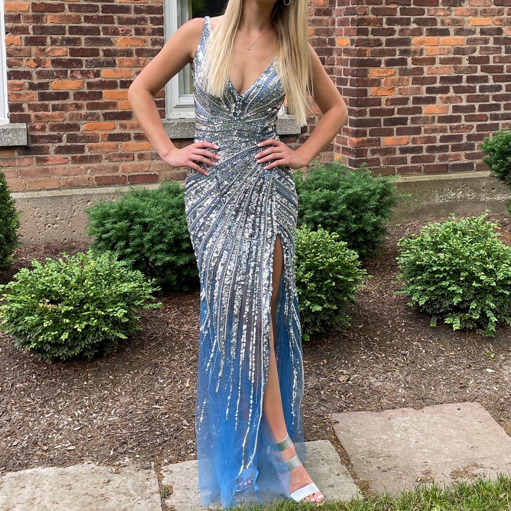 Jovani Prom/Party/Evening Dress - Beaded/Sequins - Periwinkle - size 2